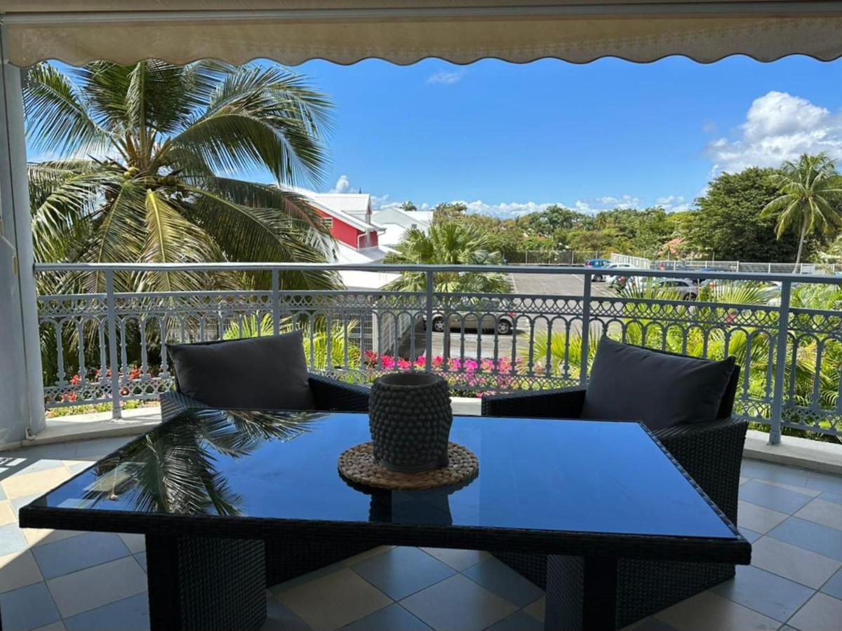 Grand Studio Zen Idealement Situe A Saint-Francois Avec Piscine Et Terrasse Esterno foto